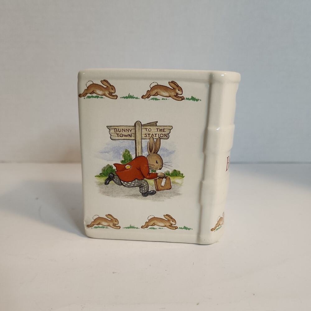Vtg Royal Doulton BUNNYKINS "Bunny to the Town Station"Porcelain China Book Bank